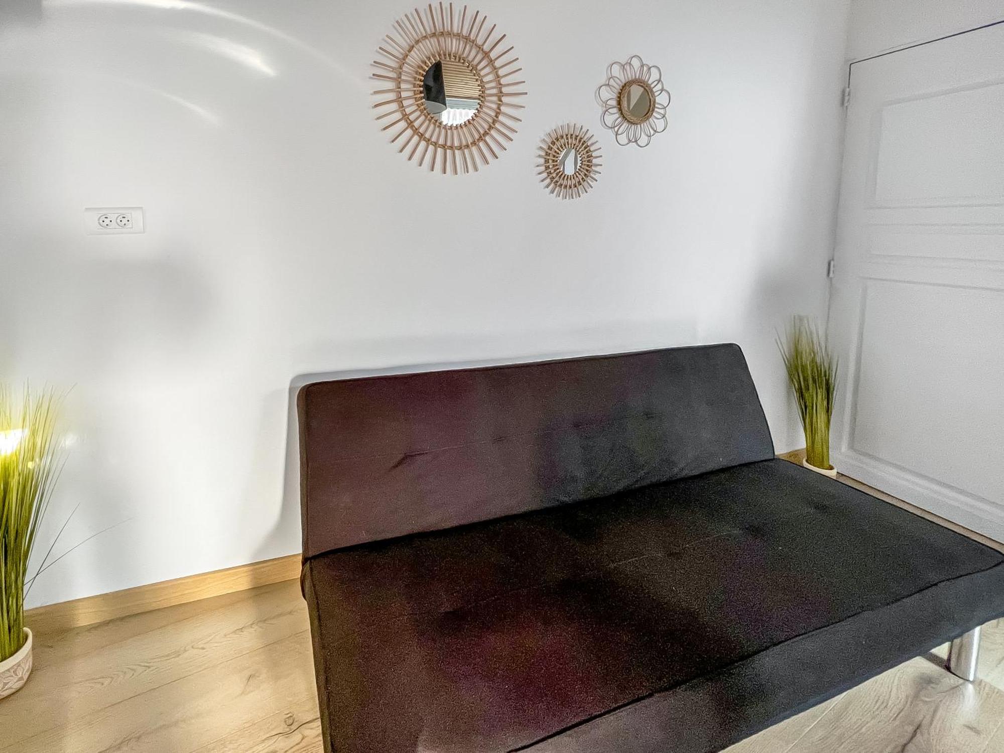L'Eden Carolo - Netflix, Wi-Fi, 10Min Aeroport, Parking Gratuit Apartment Dampremy ภายนอก รูปภาพ